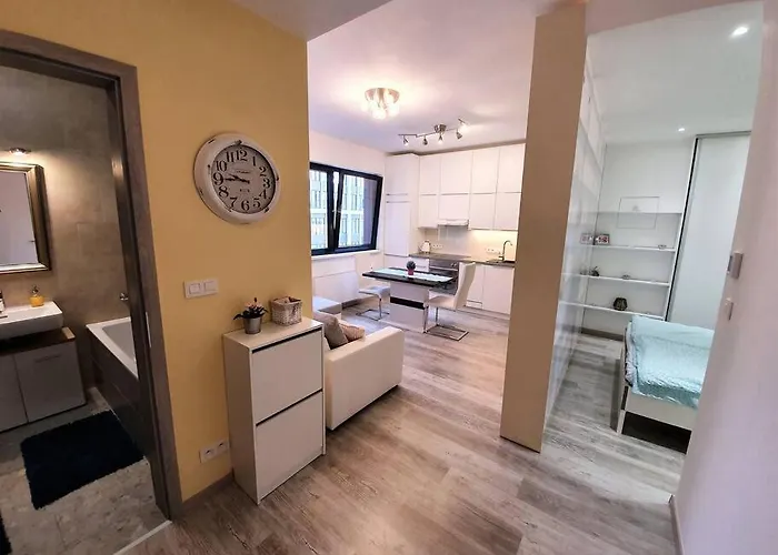 Comfy & Stylish Flat In The Centre + Parking *