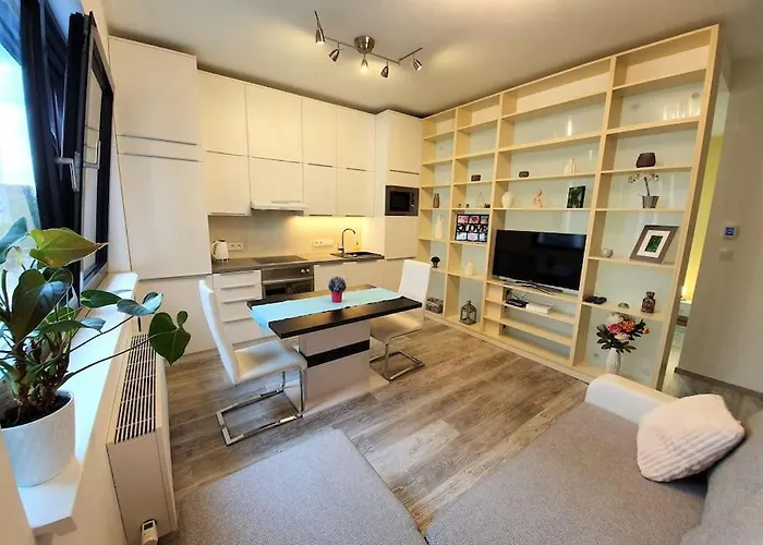 Comfy & Stylish Flat In The Centre + Parking *